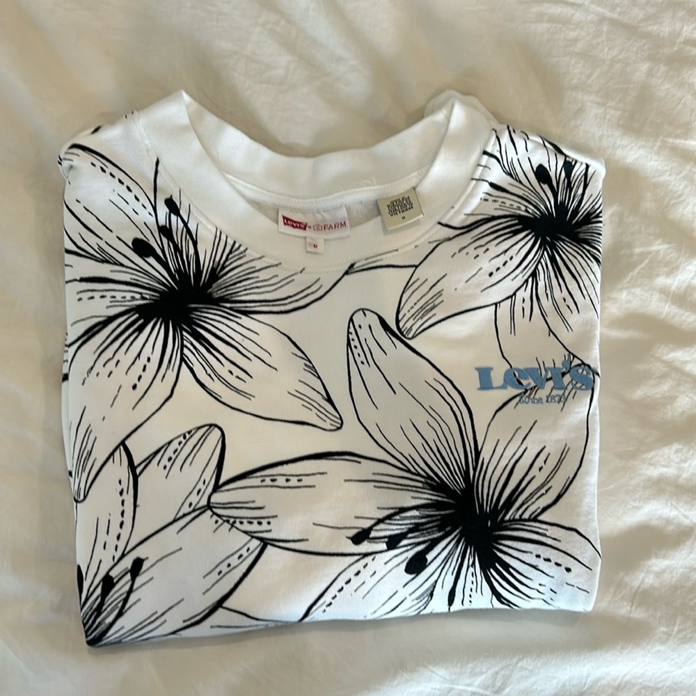 Farm Rio and Levi’s Collab sweatshirt